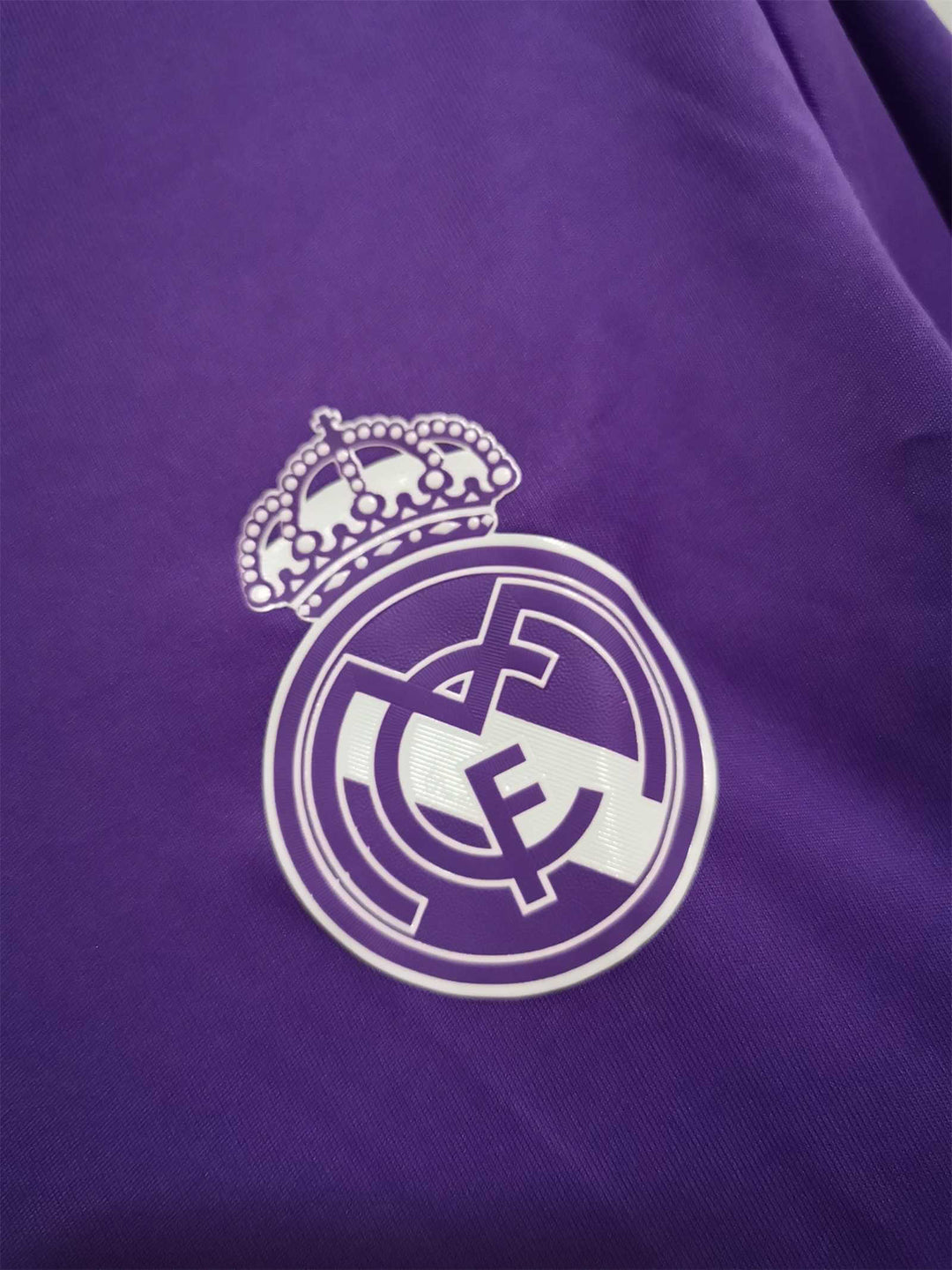 Real Madrid 2016/2017 Away Purple Kit – long sleeves